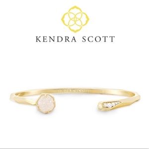 🆕 Kendra Scott Ashlee Pinch Bracelet